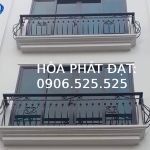 Lan can cổ điển lầu 2 thương hiệu Hòa Phát Đạt