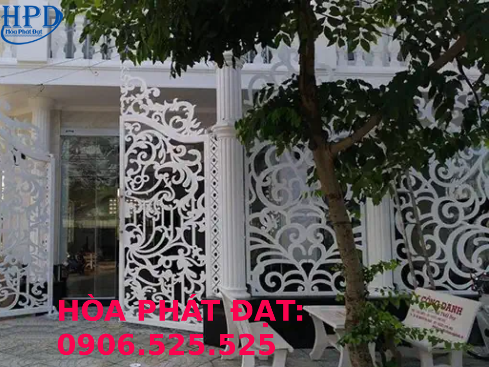 Cổng cửa cổ điển chất liệu sắt chất lượng cao