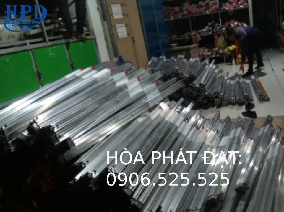 Ống nhôm mái hiên giá rẻ nhất hiện nay