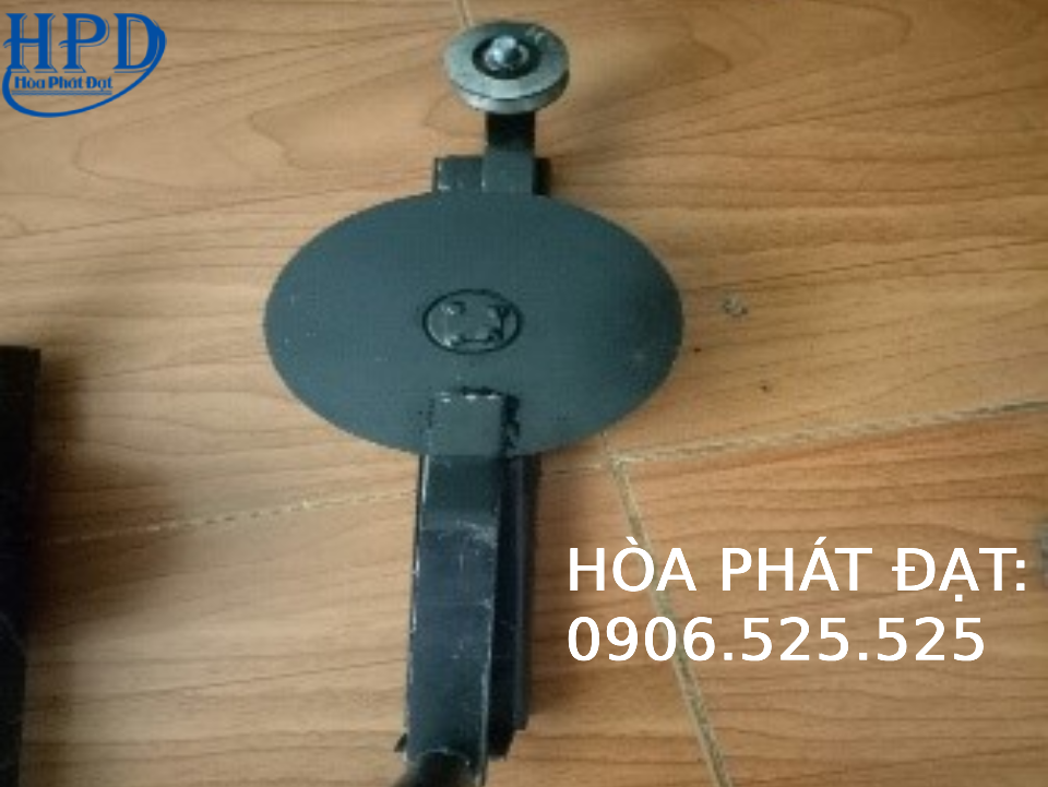 Tay quay liền trục mái xếp giá rẻ nhất hiện nay