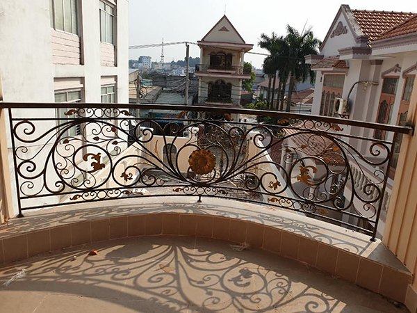 Bộ sưu tập 59+ mẫu thiết kế lan can sắt mỹ thuật ban công tuyệt đẹp 2023