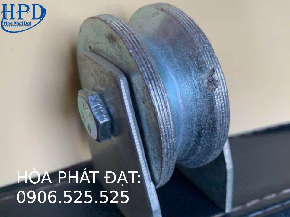 Puly bằng gang và inox mái xếp bạt kéo giá rẻ
