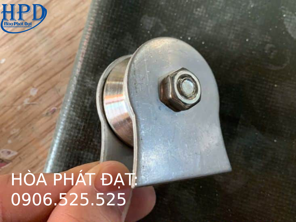 Puly bằng gang và inox mái xếp bạt kéo giá rẻ