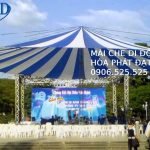 Dù khổ lớn che sự kiện